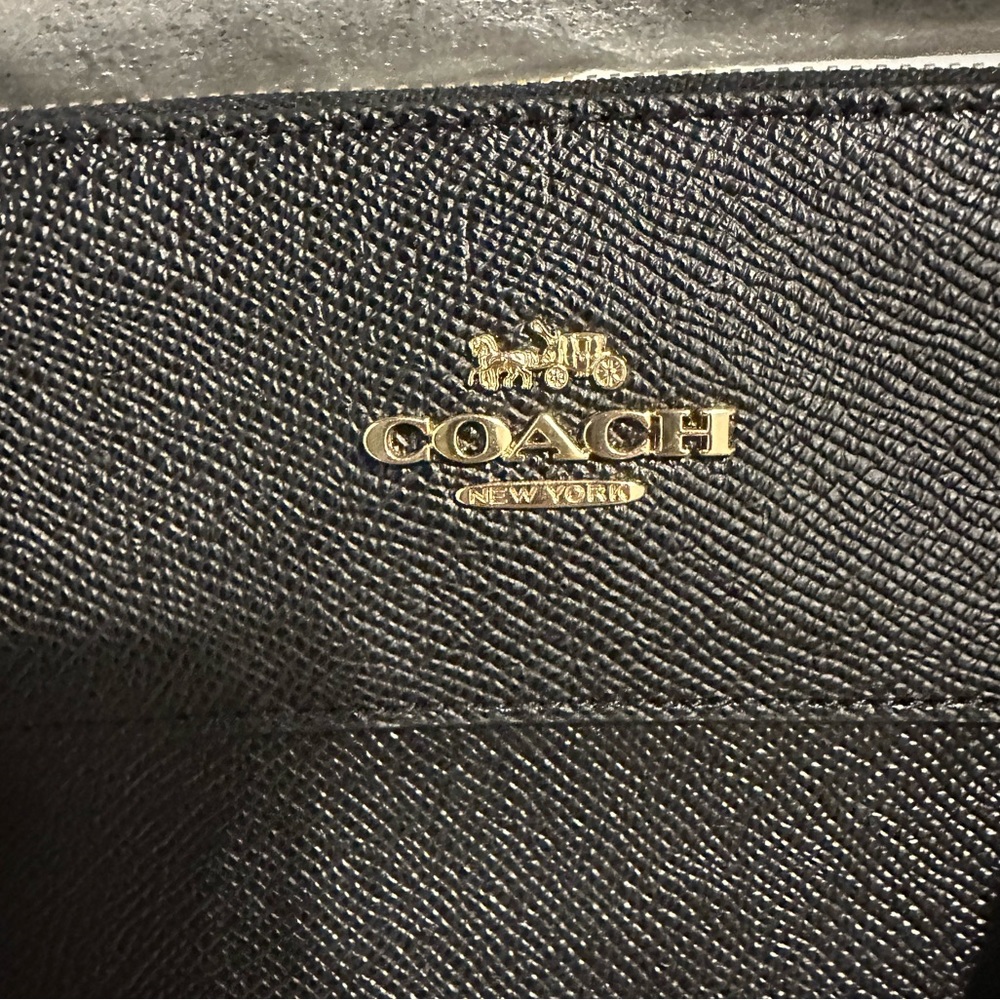 Brand New Coach Purse - Picture 3 of 7